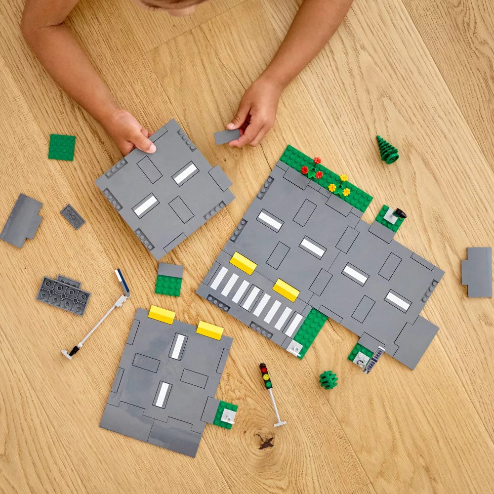 LEGO® City Road Plates (60304)
