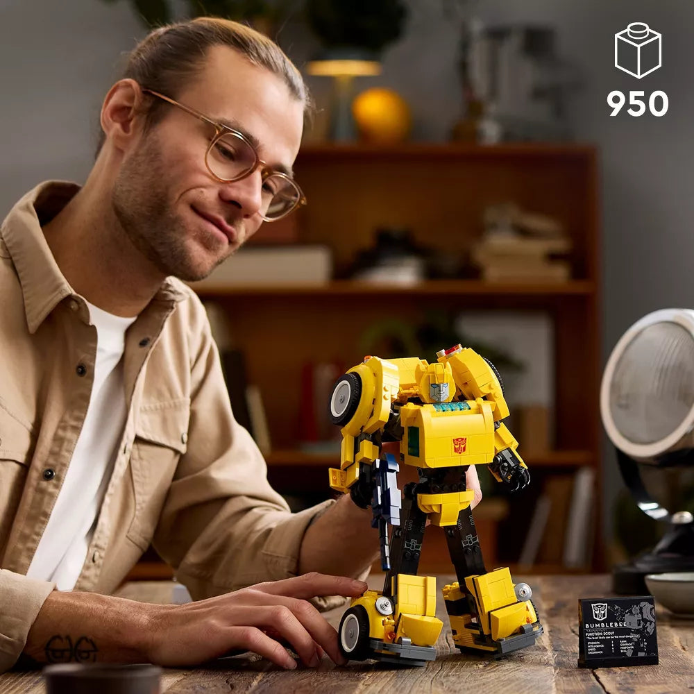 LEGO® Icons Transformers Bumblebee (10338)